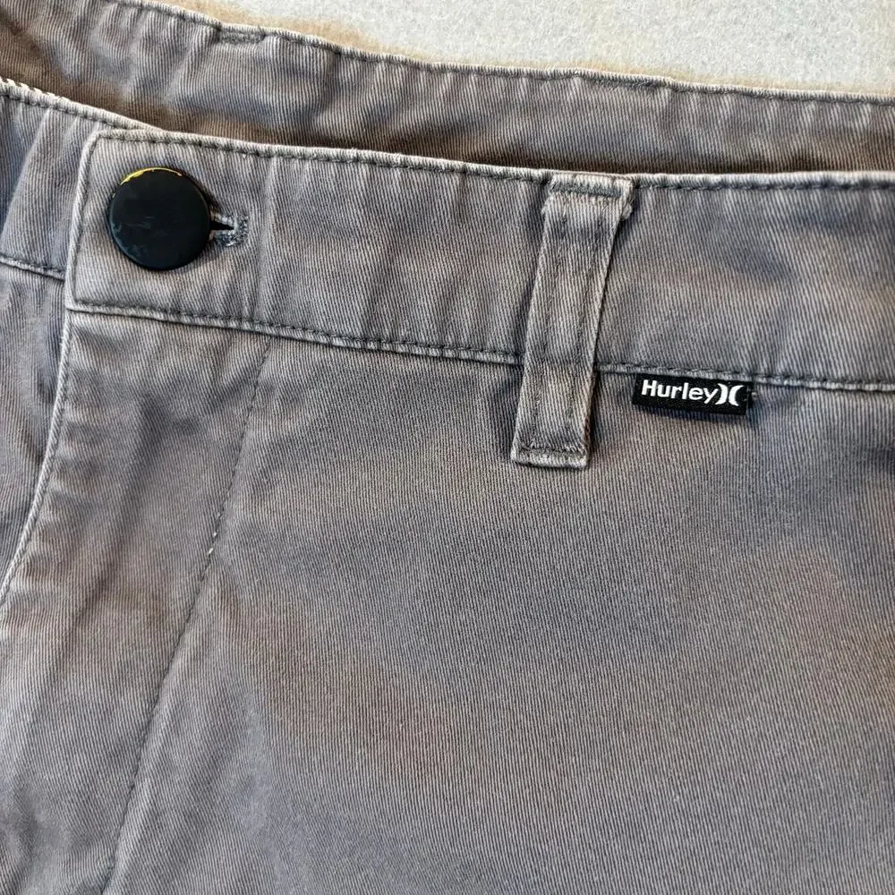 Hurley Men's Chino Shorts, Flat Front, Gray Size 34